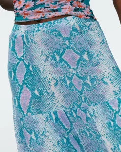 Austria Reversible Mesh Skirt